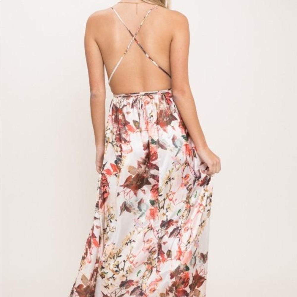100% polyester - Picture 4 of 5